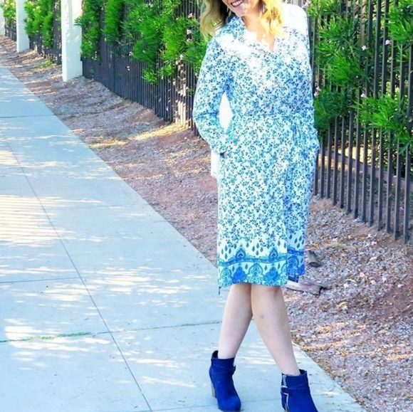 LuLaRoe BNWT S Ellie shirt dress - white blue floral 💙 - Picture 14 of 16